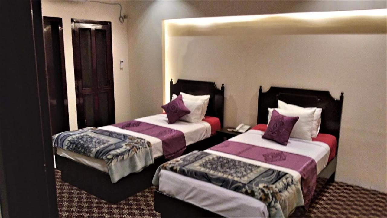 Center Point Apartment Dhaka Luaran gambar