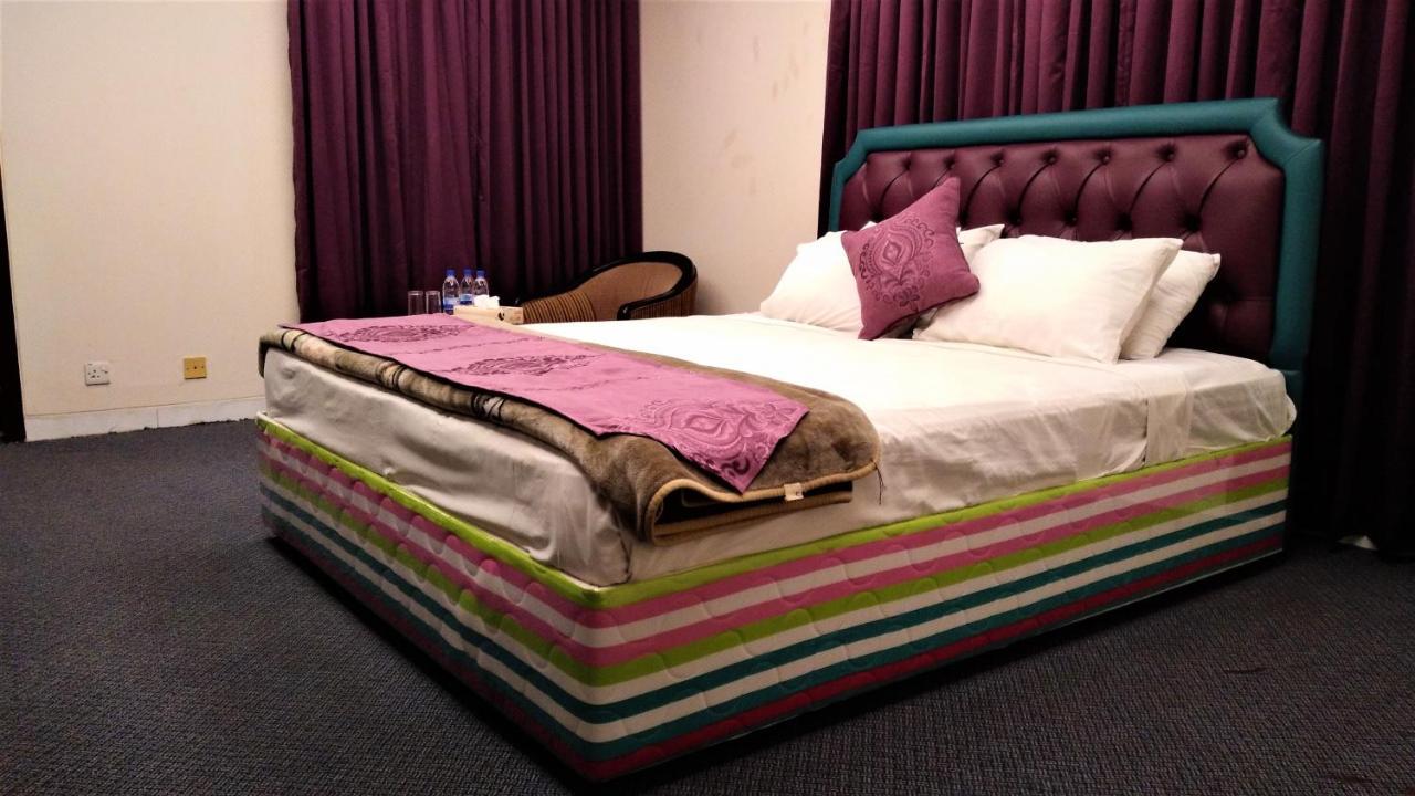Center Point Apartment Dhaka Luaran gambar