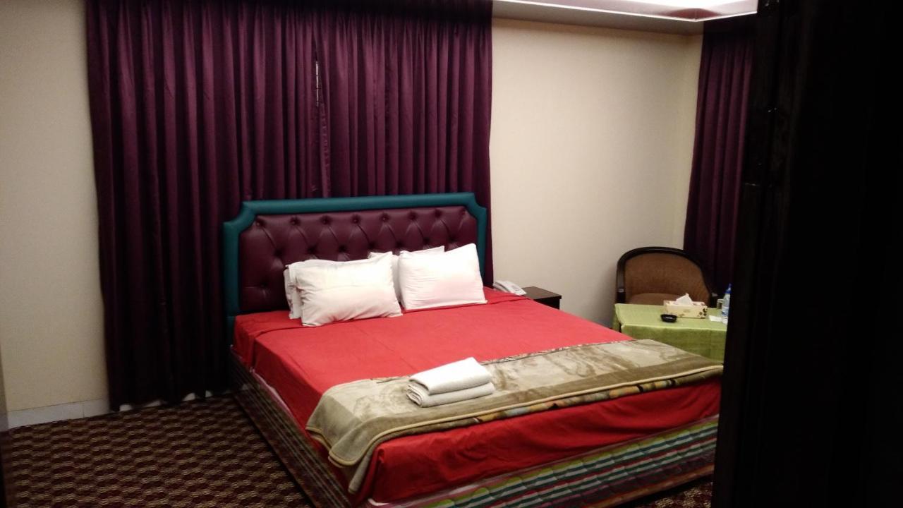 Center Point Apartment Dhaka Luaran gambar
